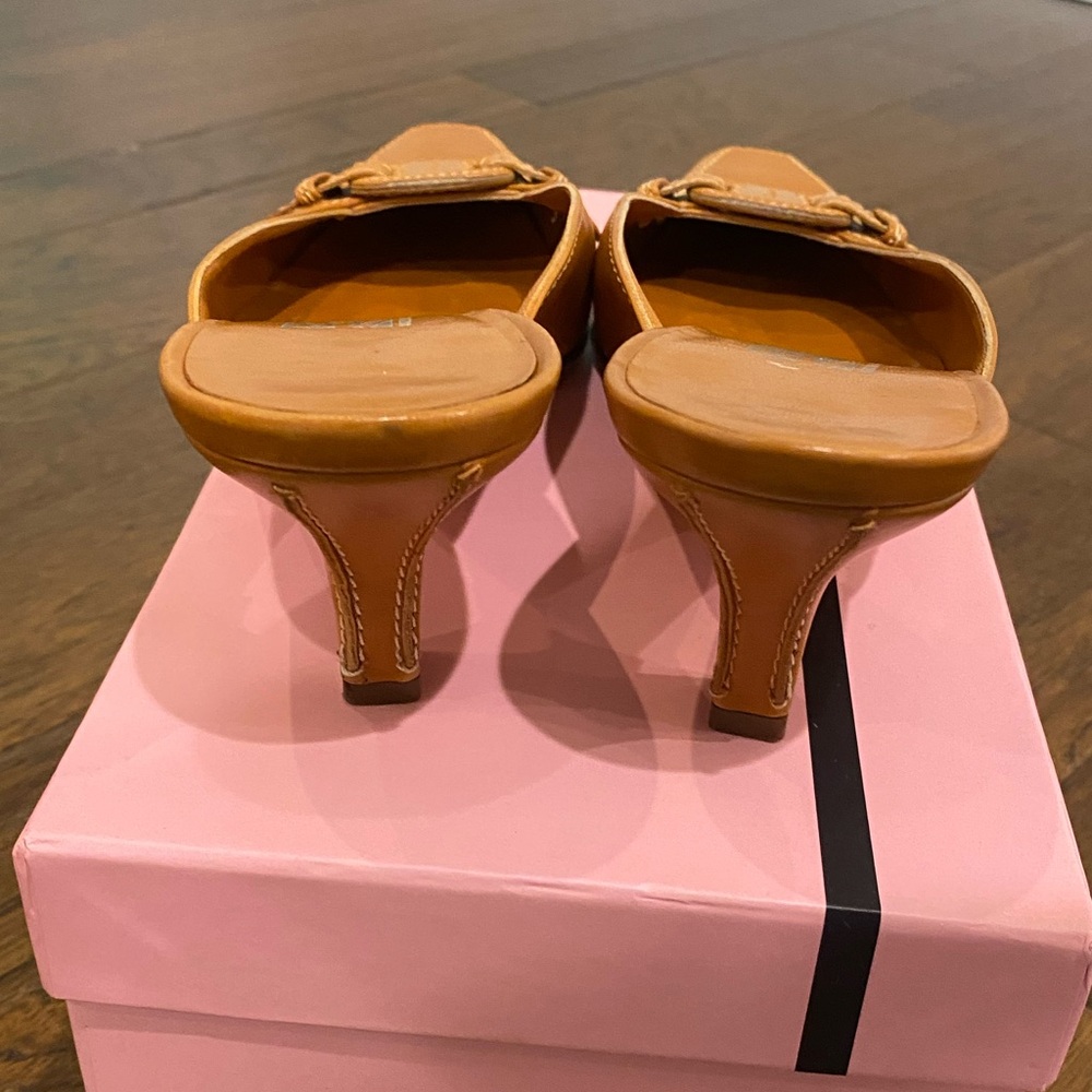 LIKE NEW Salvatore Ferragamo Cognac Mules size 8 - Picture 9 of 11
